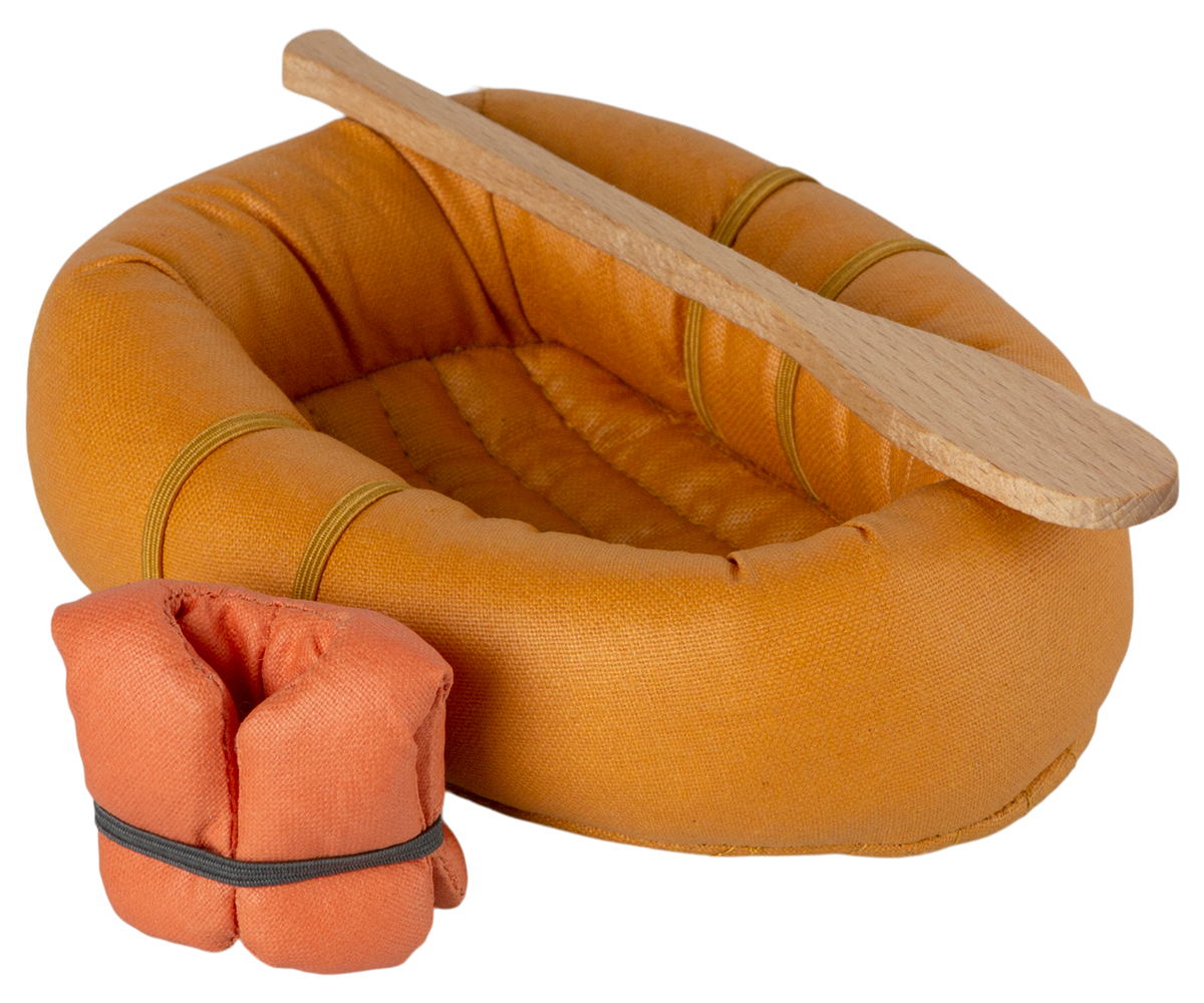 Mouse-Sized Rubber Boat Set